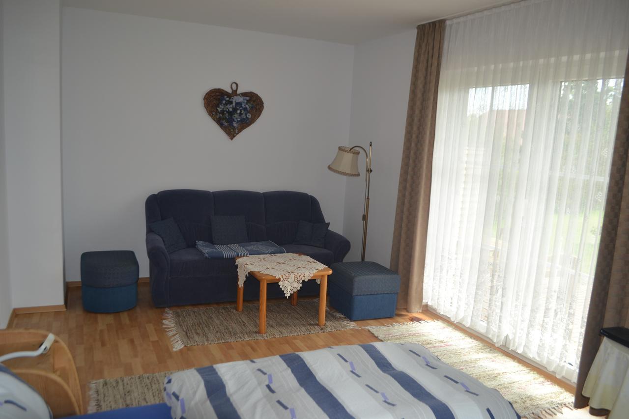 Haus Caecilia Apartamento Warmensteinach Exterior foto